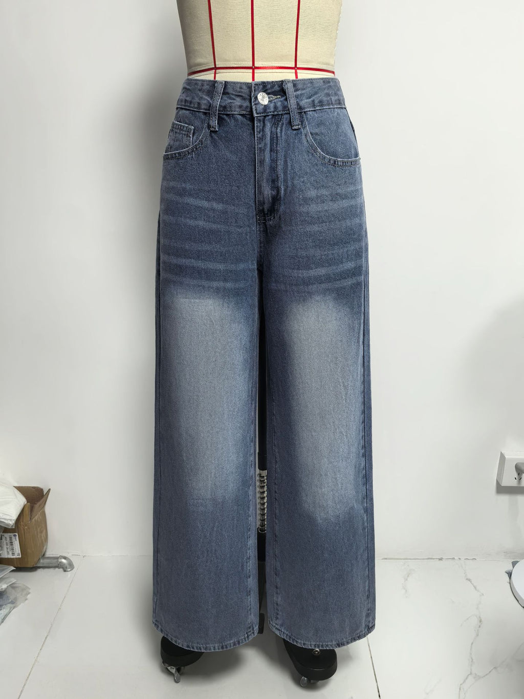 Women's Vintage Jeans Washed Look – Trendy Retro Denim Pants