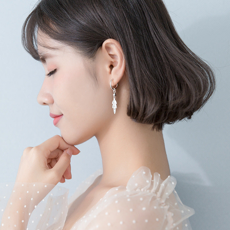 Elegant Leaf Earrings – Stylish Trendy Drop Earrings for Women