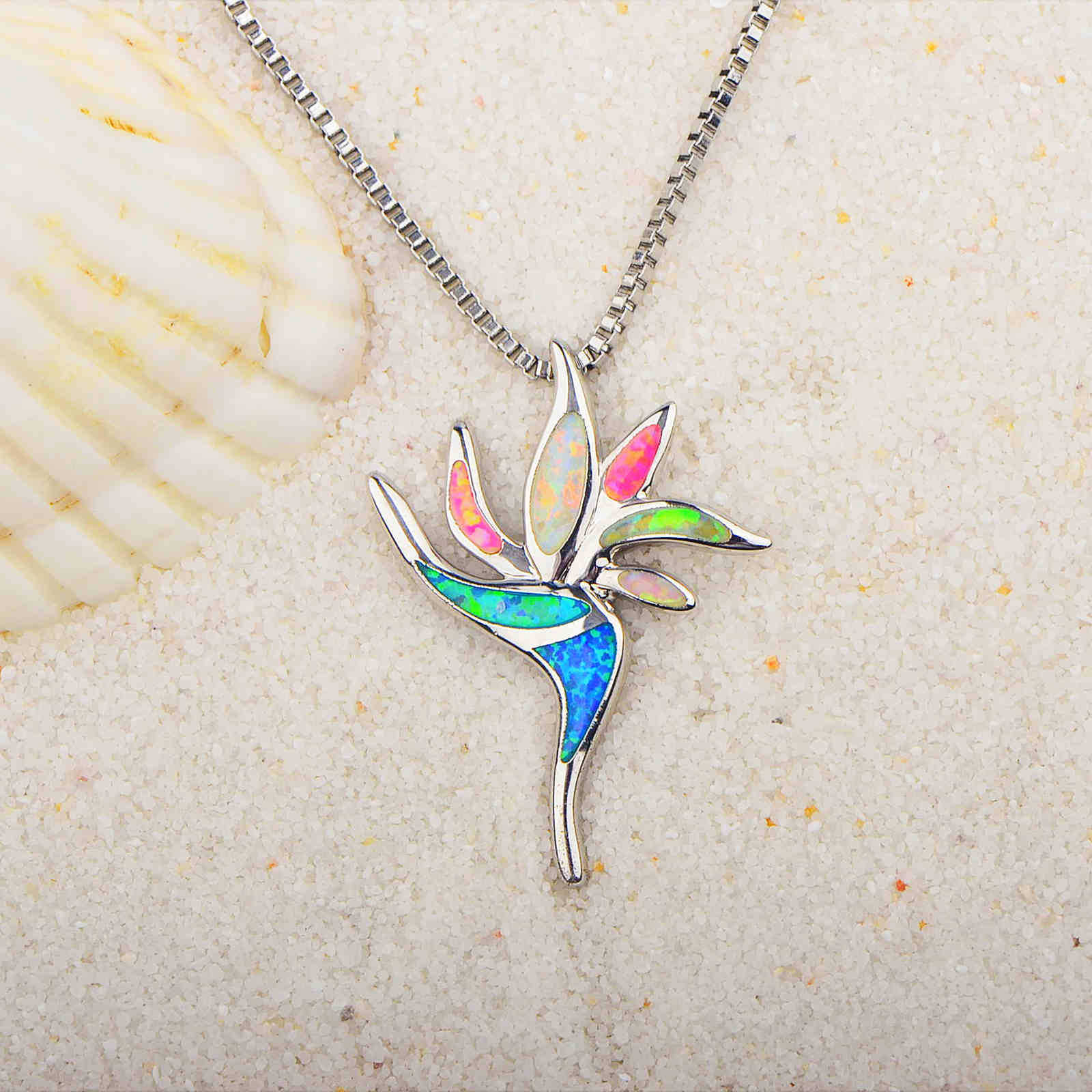 Peace Blossom Necklace with Opal – Elegant, Symbolic & Timeless