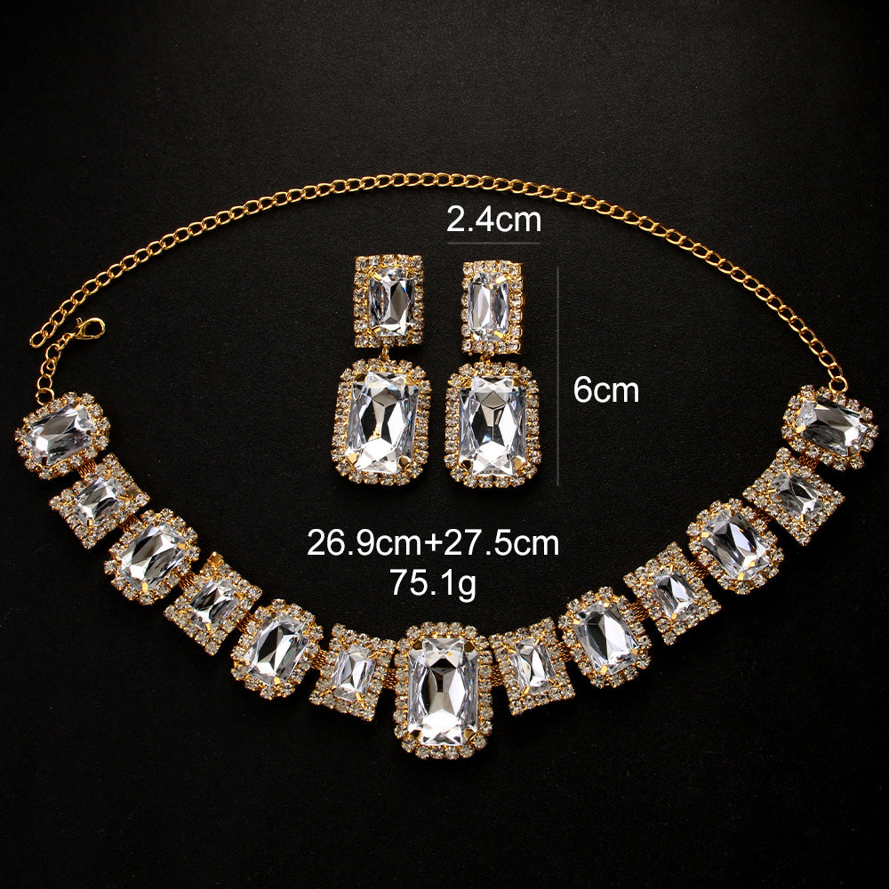 Modern Geometric Crystal Jewelry Set – Necklace & Statement Earrings in Luxury Design