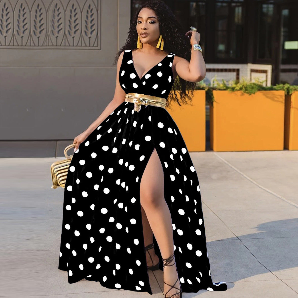 Sexy Plus-Size Party Dress with Belt – Elegant Club Dress with Slit