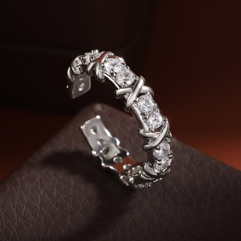 Fashionable Zircon Bracelet for Women and Men