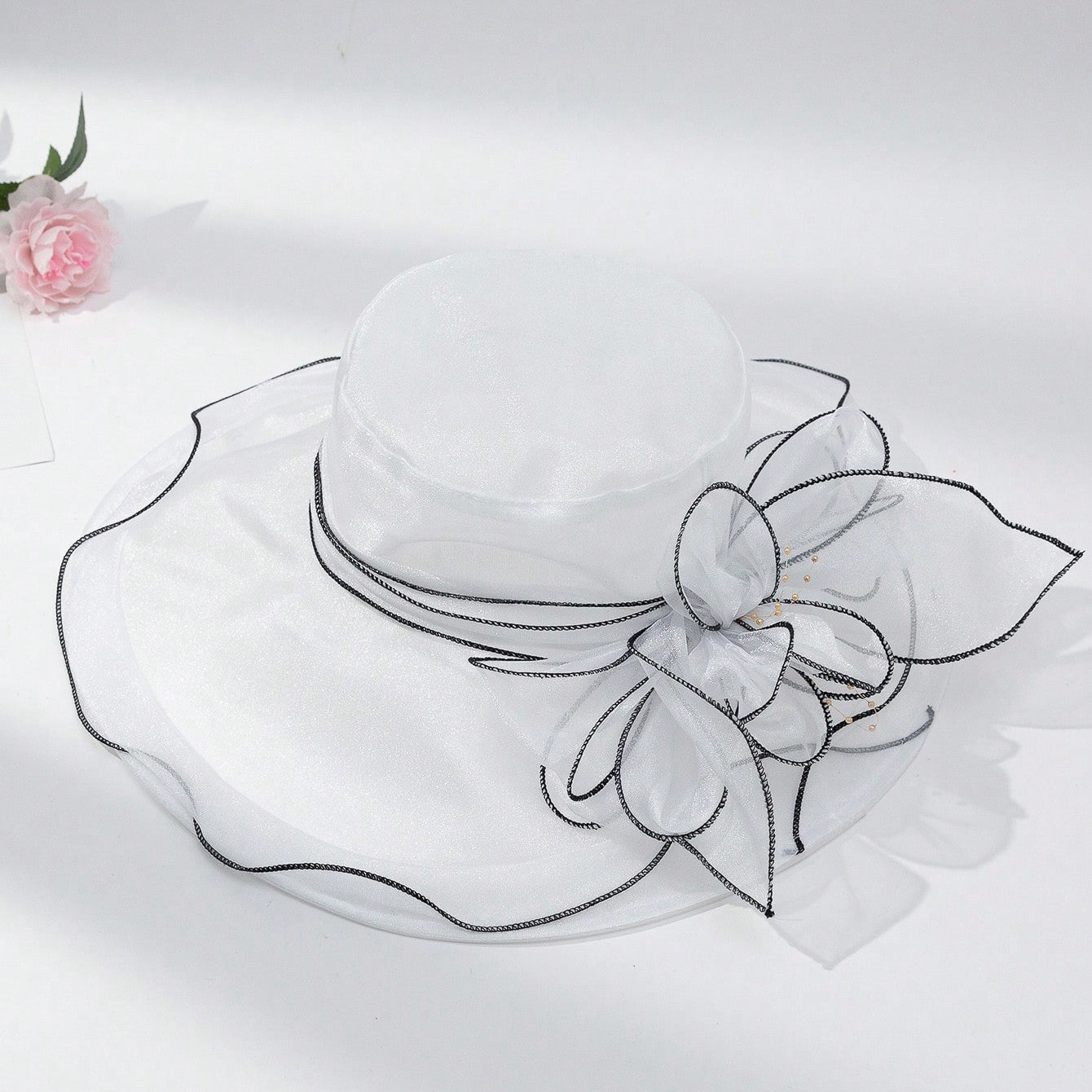 Elegant Chiffon Bucket Hat with Flowers – Lightweight Sun Protection Hat