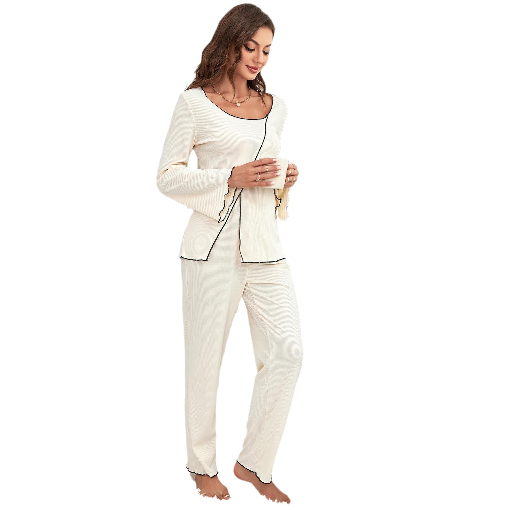 Women's Long-Sleeve Pajama Set – Comfortable, Warm & Stylish Homewear