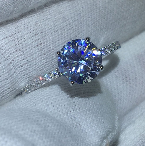 925 Sterling Silber Verlobungsring mit funkelndem Zirkonstein