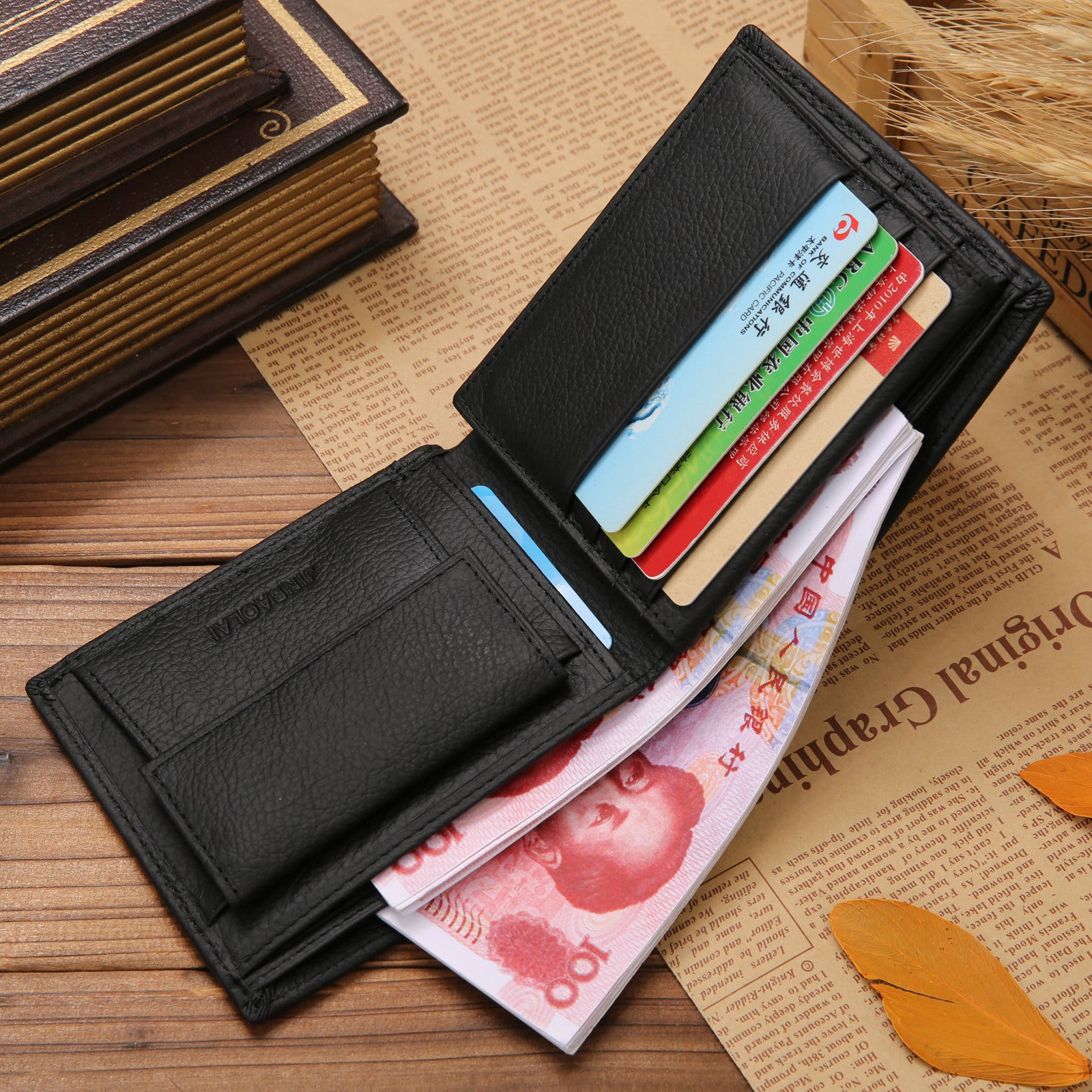 Men's Leather Wallet | Coin Pocket | Compact Bifold
