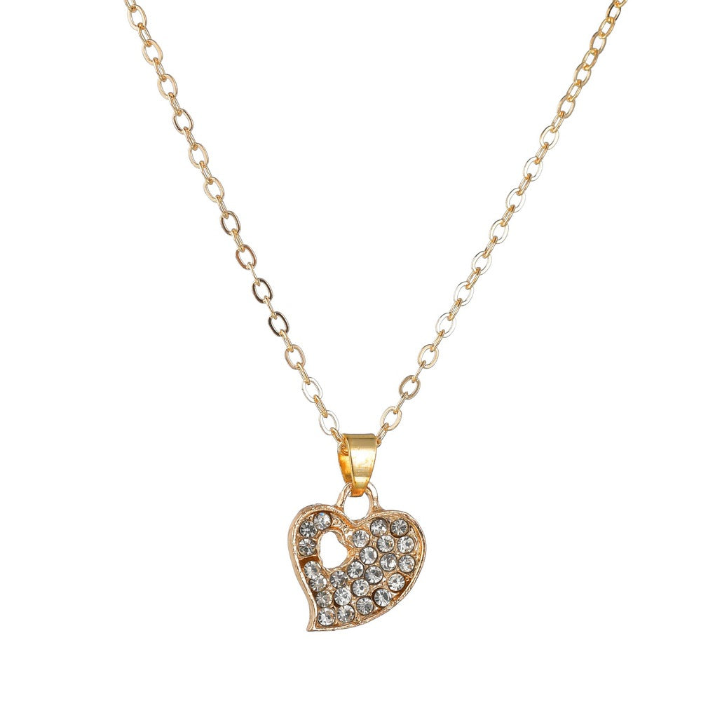 Romantic Love Jewelry Set – Necklace & Earrings in an Elegant Heart Design