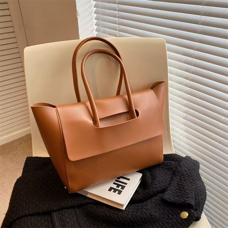 Large Women's Tote Bag – Retro Shoulder Bag with Lots of Storage Space