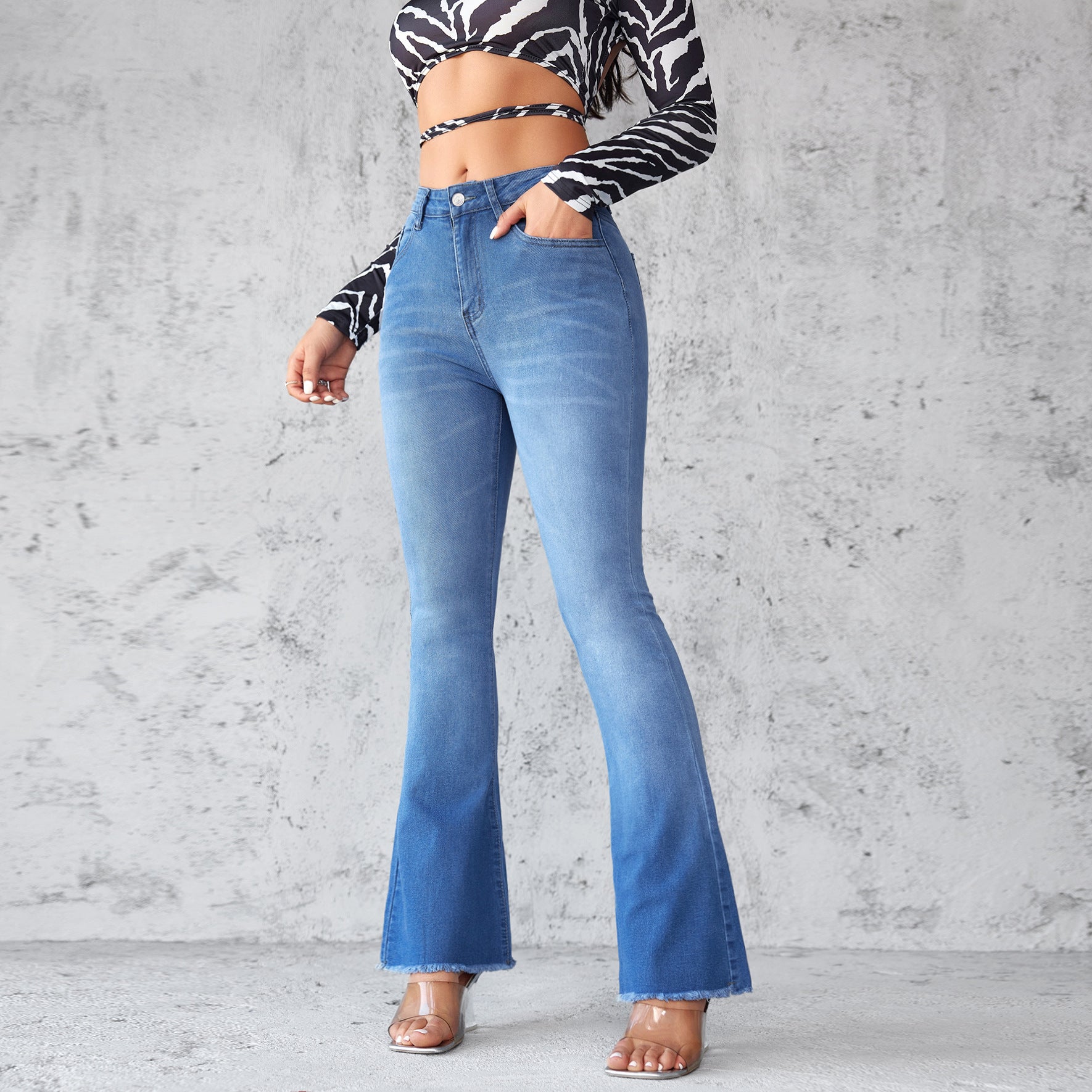 Women's High Waist Flare Jeans – Elegant Flared Denim Pants