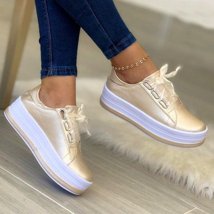 Damen Plateau Sneaker mit Schleife – Modische Ribbon Lace-Up Schuhe