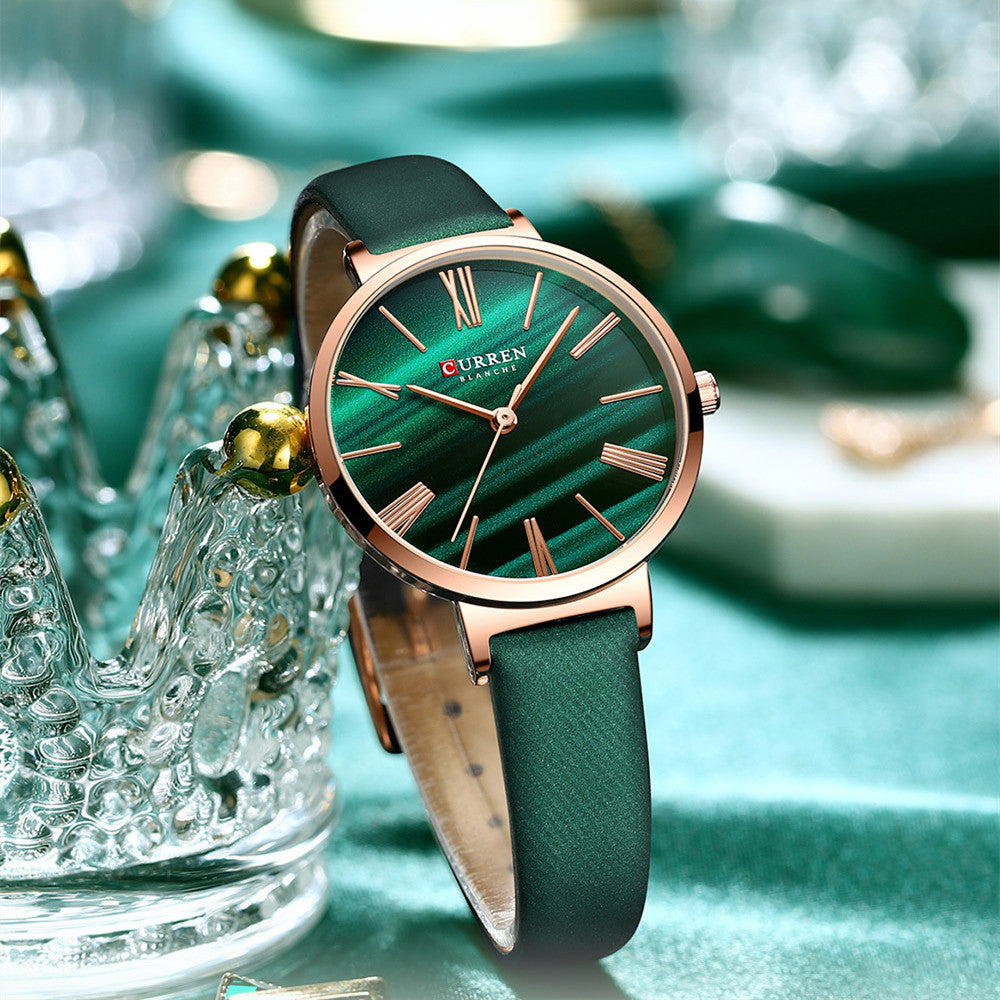 Ladies' watch with small dial – Elegant leather strap