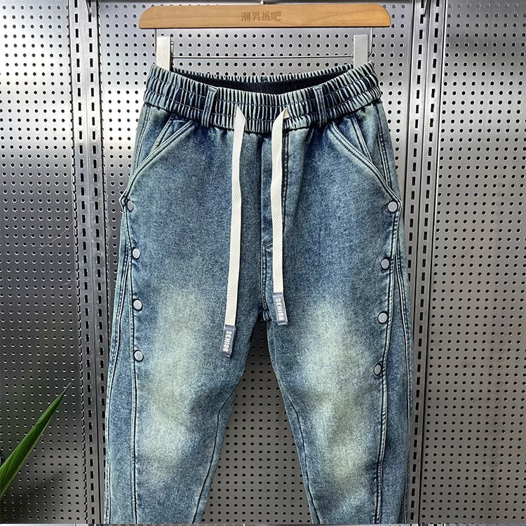 Men's Vintage Tapered Fit Jeans – Washed Denim with Buttons