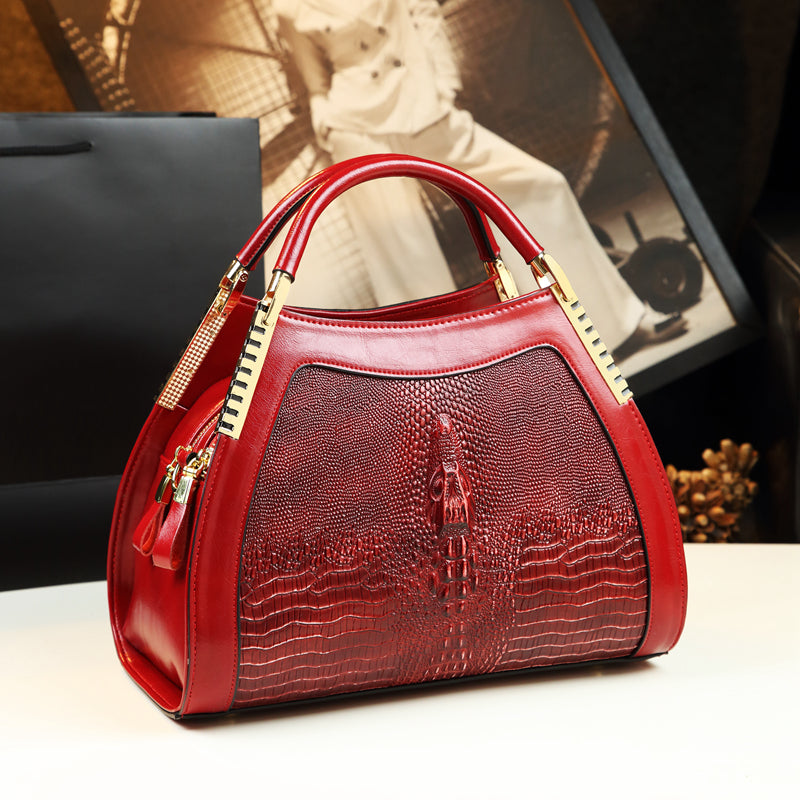 Large Mommy Bag Women's Shoulder Bag Messenger Bag with plenty of storage space