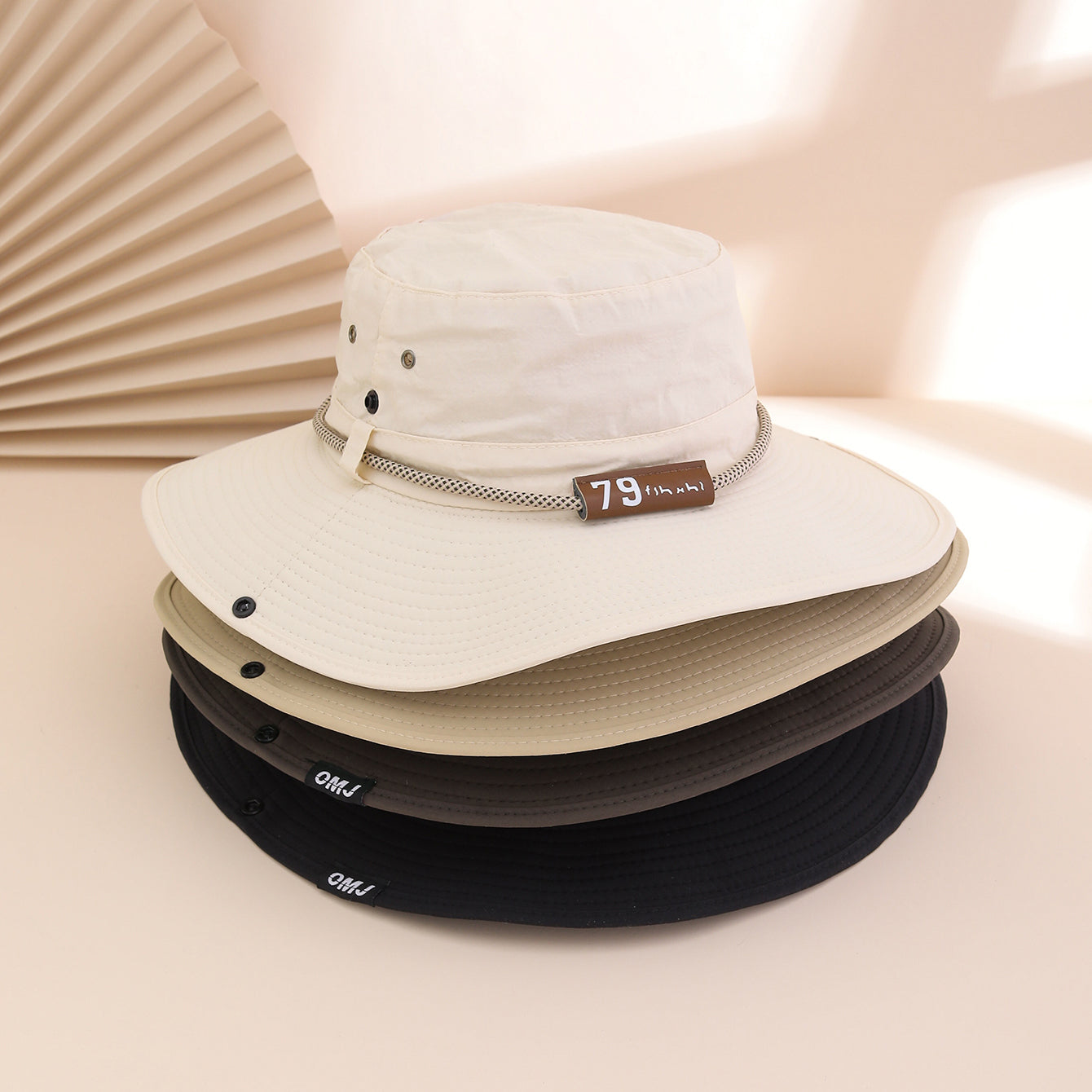 Women's Wide Brim Bucket Hat - Leather Look Sun Protection Hat