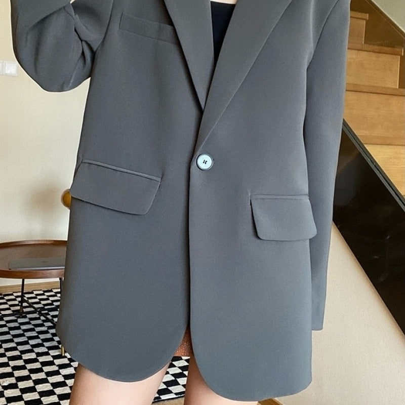 Damen Blazer Schwarz – Lockerer Schnitt & Figurformend Elegant