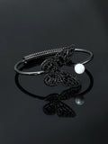 Women's fashion, openwork vintage bracelet
