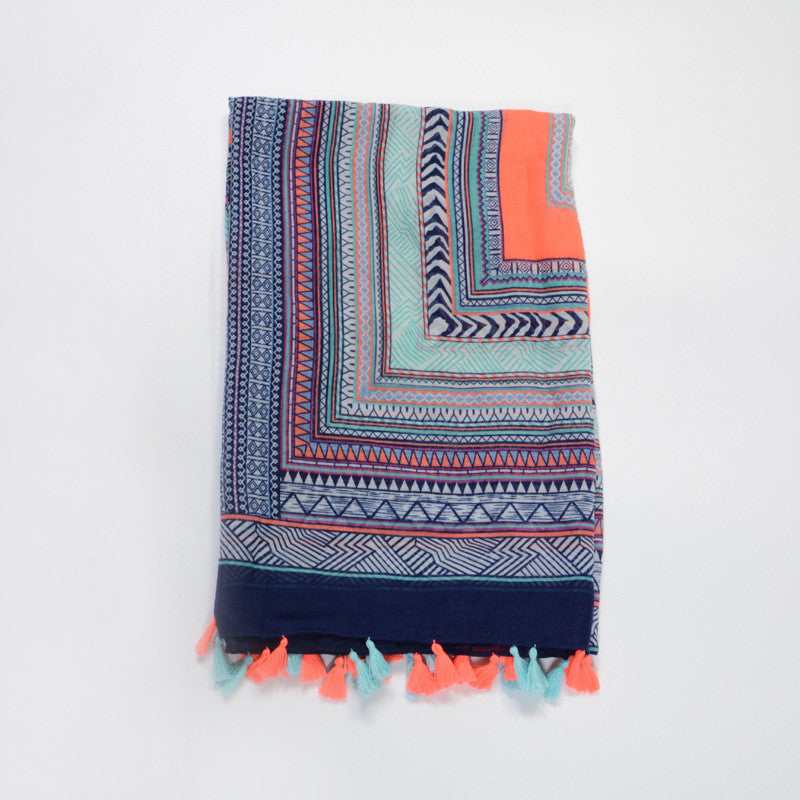 Boho Bart Schal Winter | Kreativer Strickschal mit Bart Design
