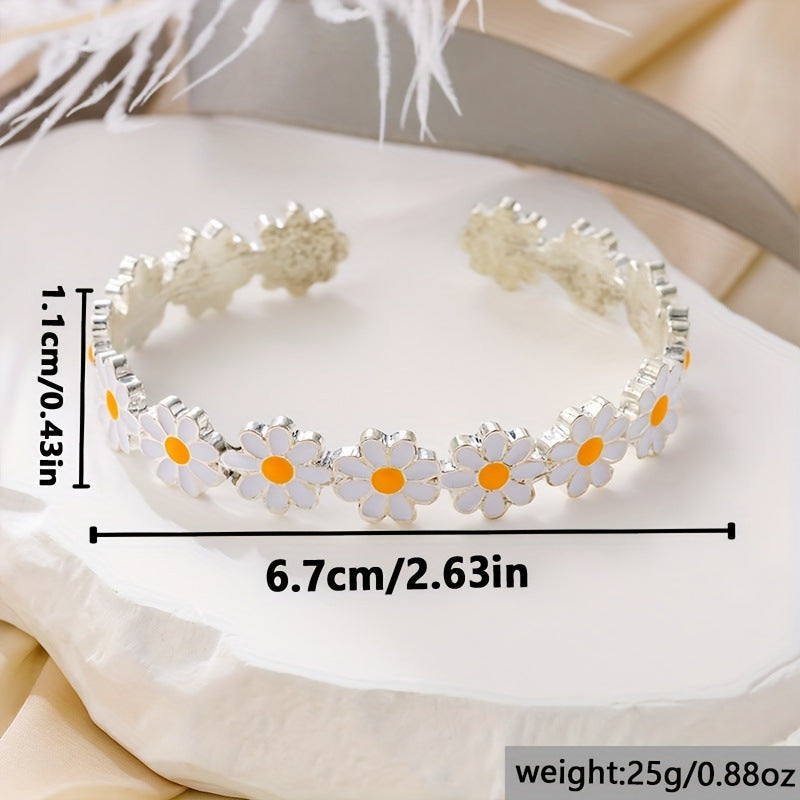 Creative bracelet with white flower drip oil design