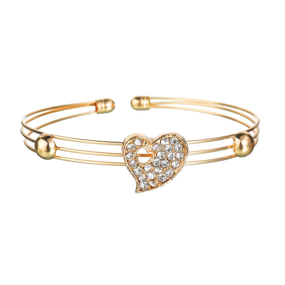 Romantic Love Jewelry Set – Necklace & Earrings in an Elegant Heart Design