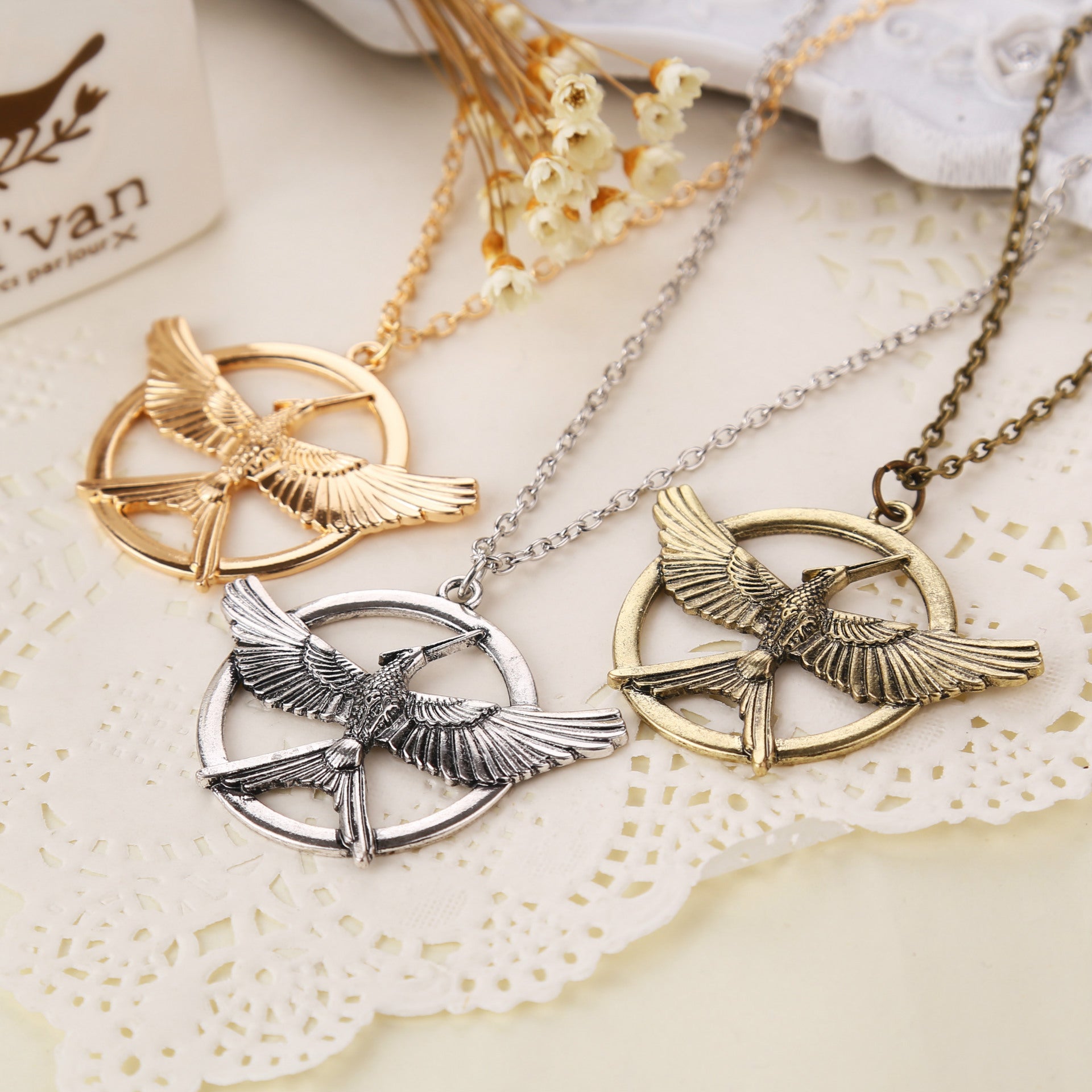 Mockingjay Vogel Halskette – Symbol für Freiheit, Stärke & Mut