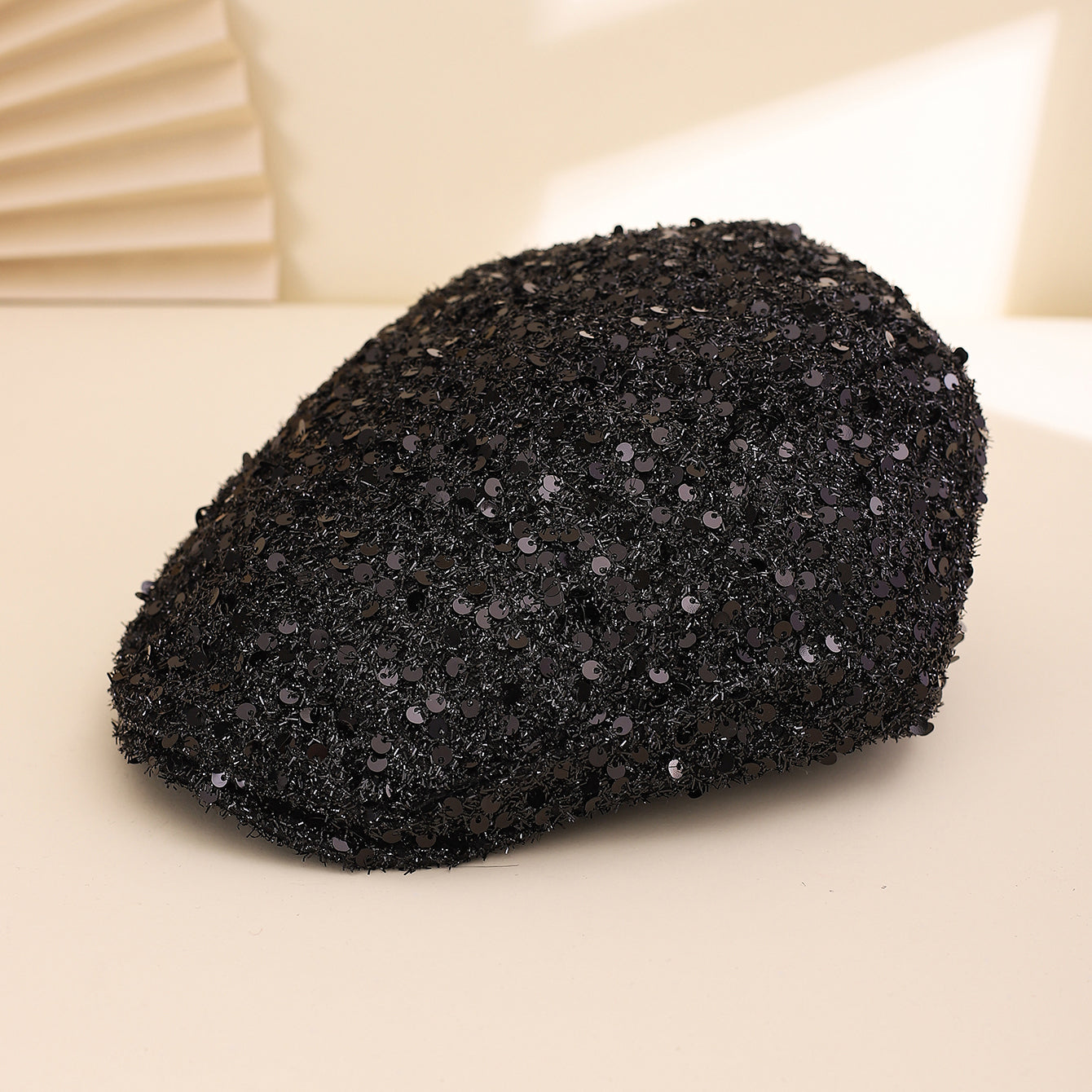 Elegant Ladies' Hat with Sequins – Shimmering Floral Brim