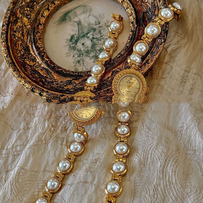 New, elegant antique-style wristwatch with pearls