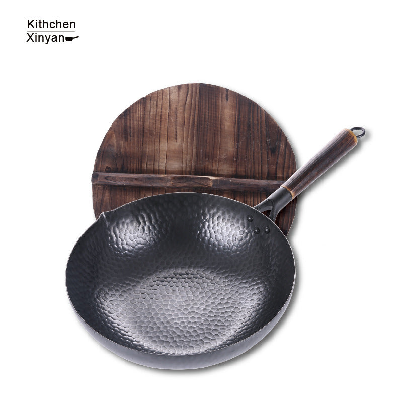 Traditional Iron Wok – Hand-Forged Premium Pan