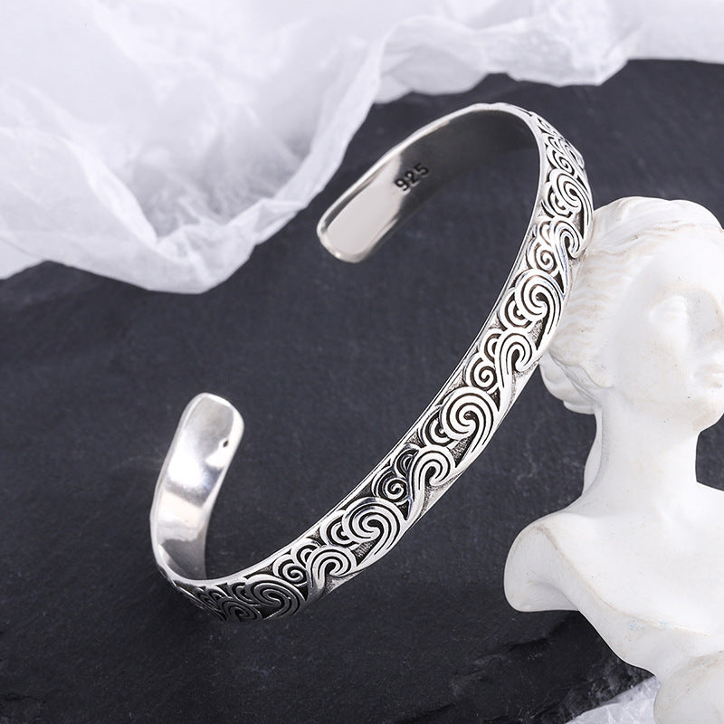 Personalized Bracelet with Spray Pattern for Women