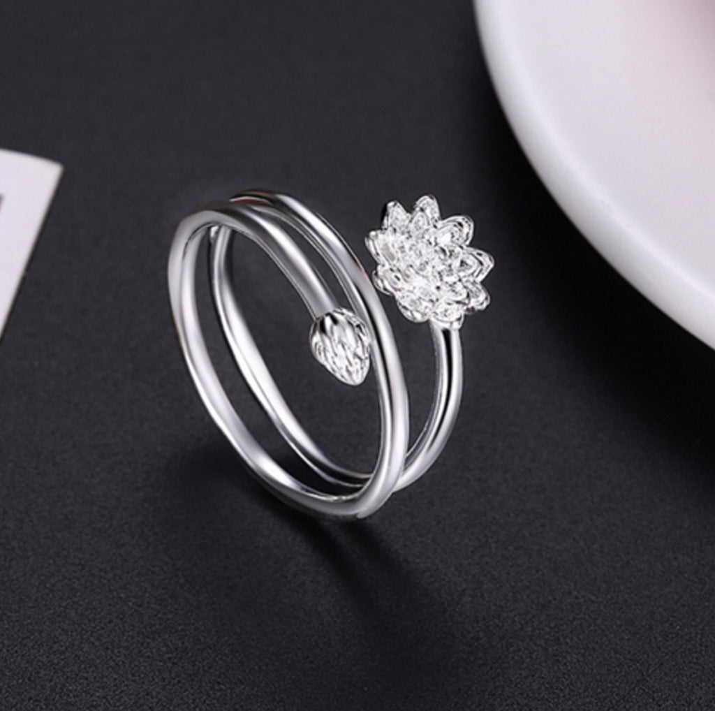 Lotus ring, silver ring, women's ring, Japan and South Korea