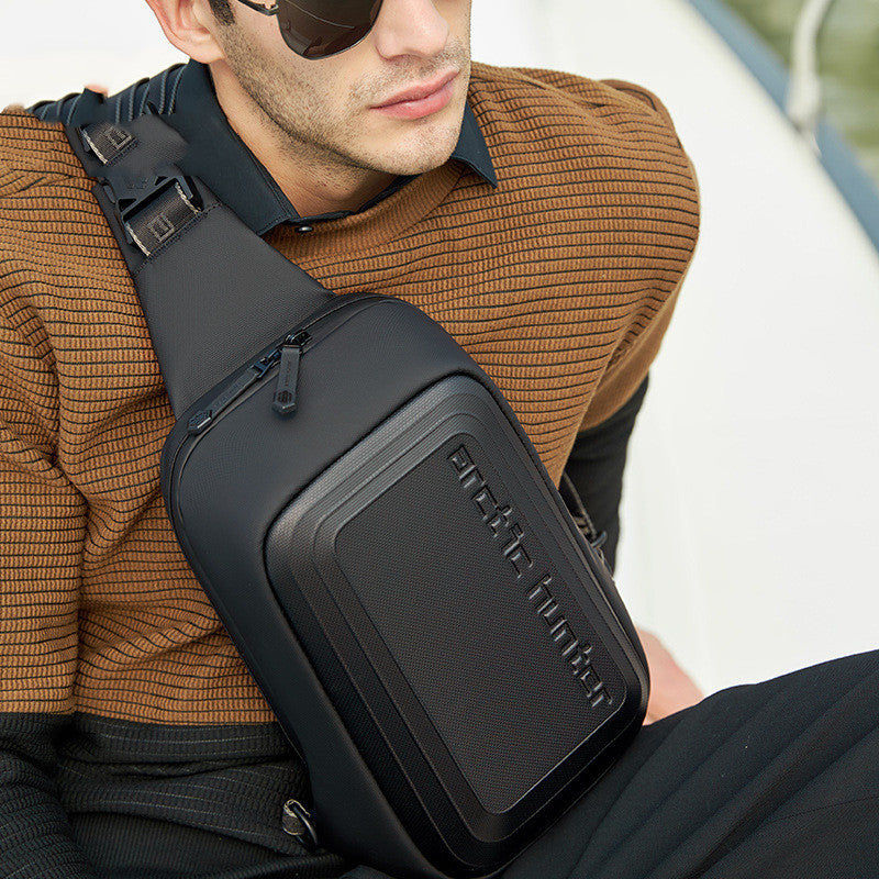 EVA Hardshell Messenger Bag | water-repellent shockproof