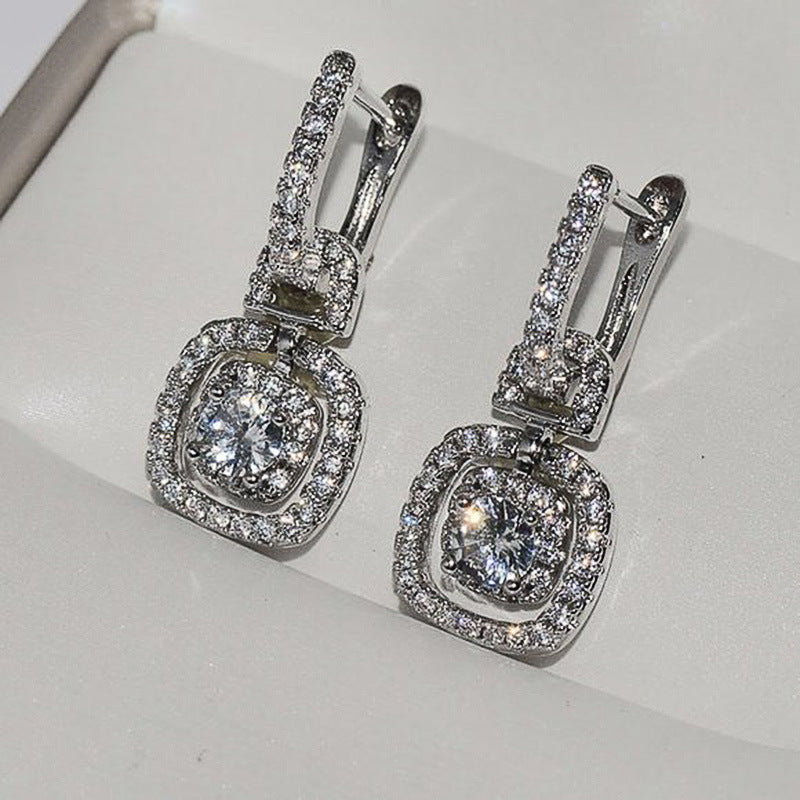 Funkelnde Zirkonia-Ohrringe – Elegante Damen Ohrstecker im Diamant-Look