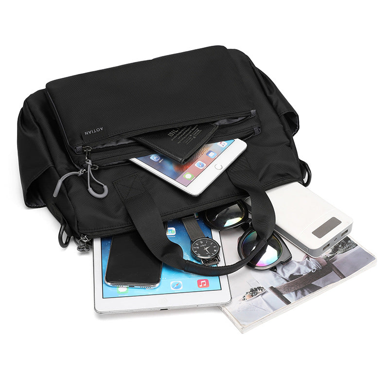 Men's Outdoor Messenger Bag – Stylish Travel Shoulder Bag