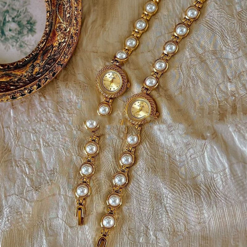 New, elegant antique-style wristwatch with pearls