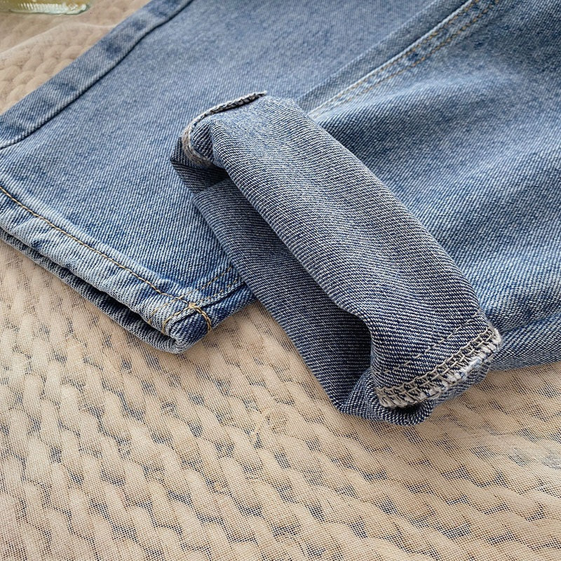 Women's Cropped Dad Jeans for Petite – Figure-Hugging Straight Leg Trousers