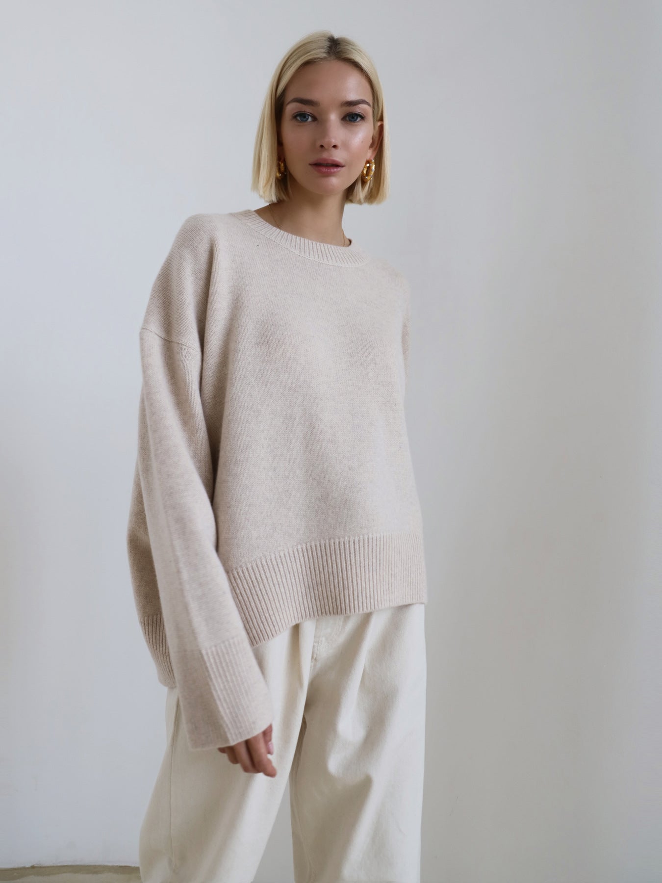 Versatile Women's Knitted Jumper – Loose Basic Pullover for Every Look