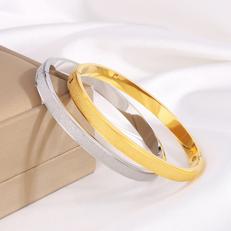 Bracelet made of titanium steel, star pattern, alluvial gold, non-fading