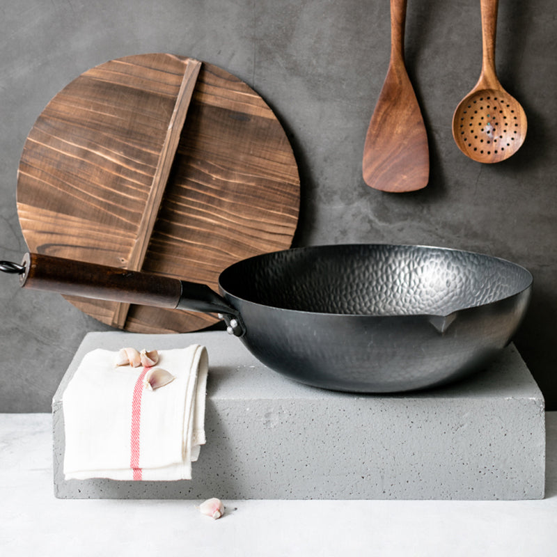 Traditioneller Eisen Wok – Handgefertigte Pfanne Premium