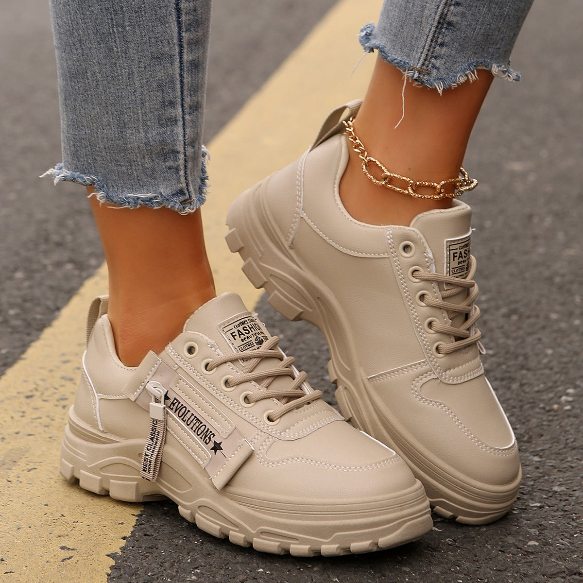 Damen Plateau Sneaker mit Seitenzipper – Sportliche Fashion Schuhe