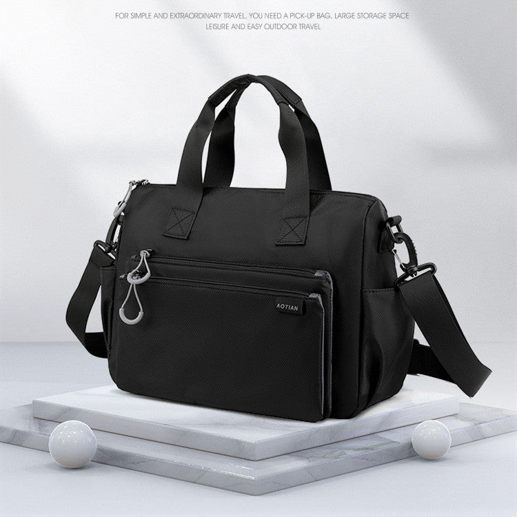 Men's Outdoor Messenger Bag – Stylish Travel Shoulder Bag