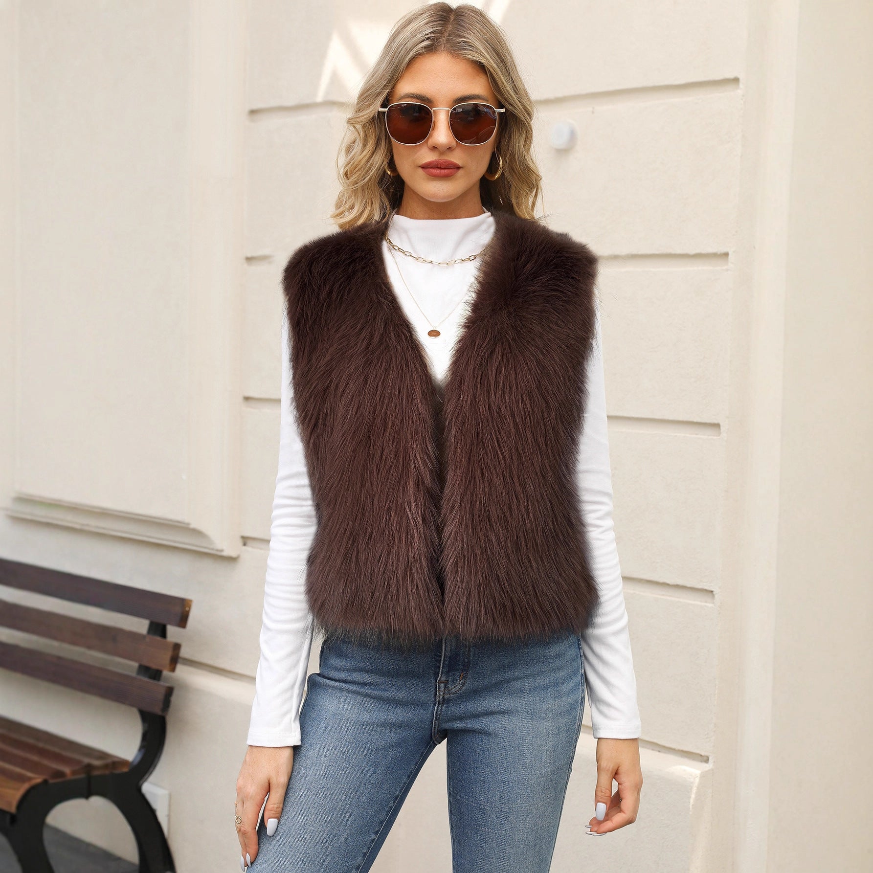 Unisex Kunstfellweste Nachhaltig | Elegante Winter Mode