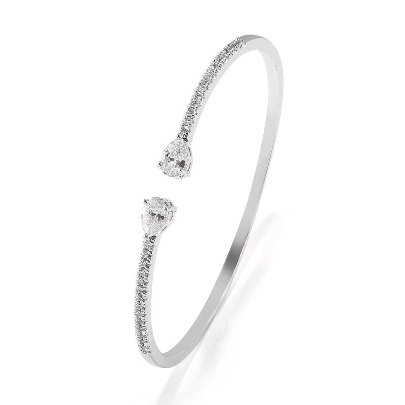 New luxurious personalized fashion bracelet with multiple zircons