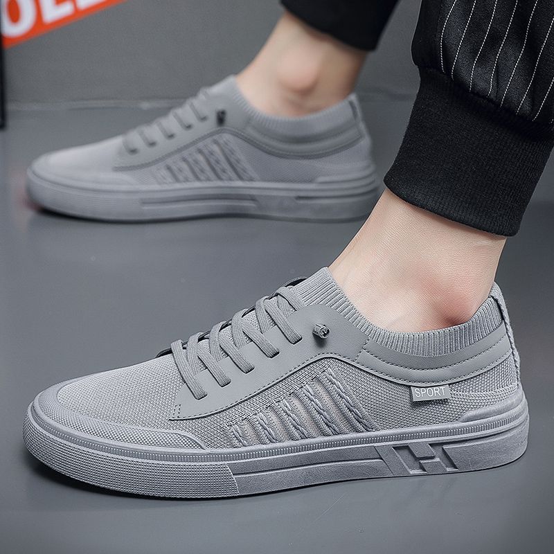 Men's Skateboard Sneakers | Comfortable Casual Shoes in Streetwear Style