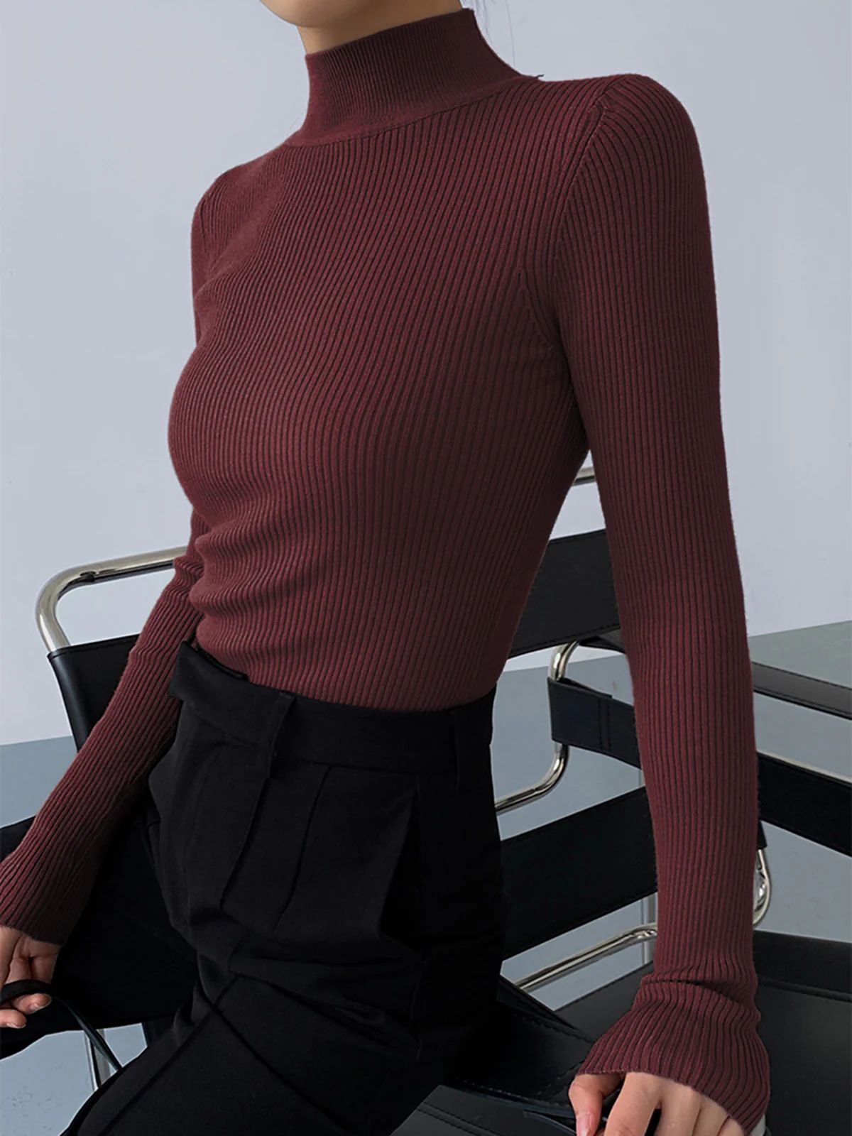 Women's Figure-Hugging Knitted Top – Tight Crew Neck Fashion Top