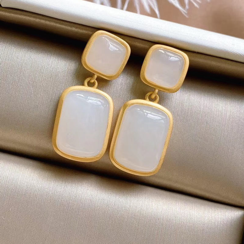Luxuriöse Jade- & Saphir Ohrringe – Elegante Statement Schmuckstücke für Damen