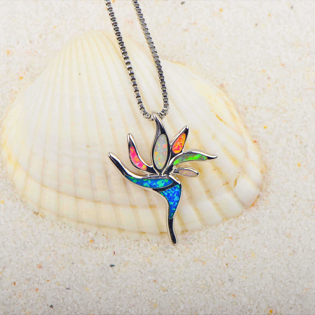 Peace Blossom Necklace with Opal – Elegant, Symbolic & Timeless