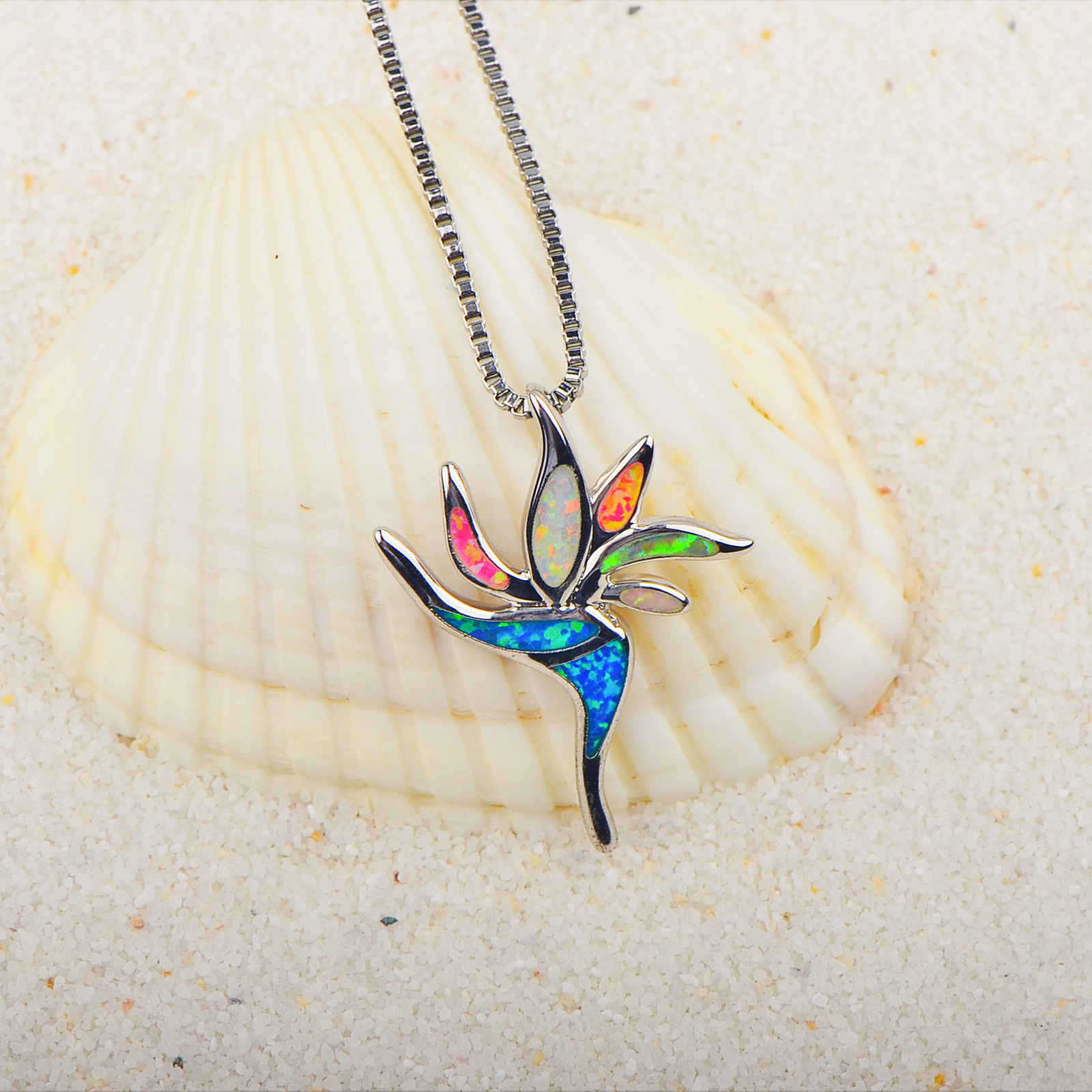 Peace Blossom Necklace with Opal – Elegant, Symbolic & Timeless