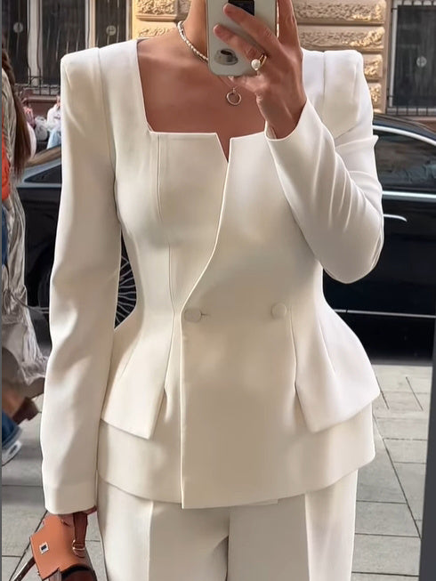 Damen Blazer mit eckigem Kragen – Zweiknopf, Elegant & Zeitlos