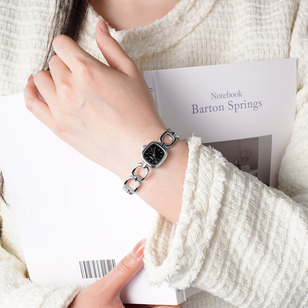 Women's Retro Quartz Watch Square – Elegant Vintage Wristwatch