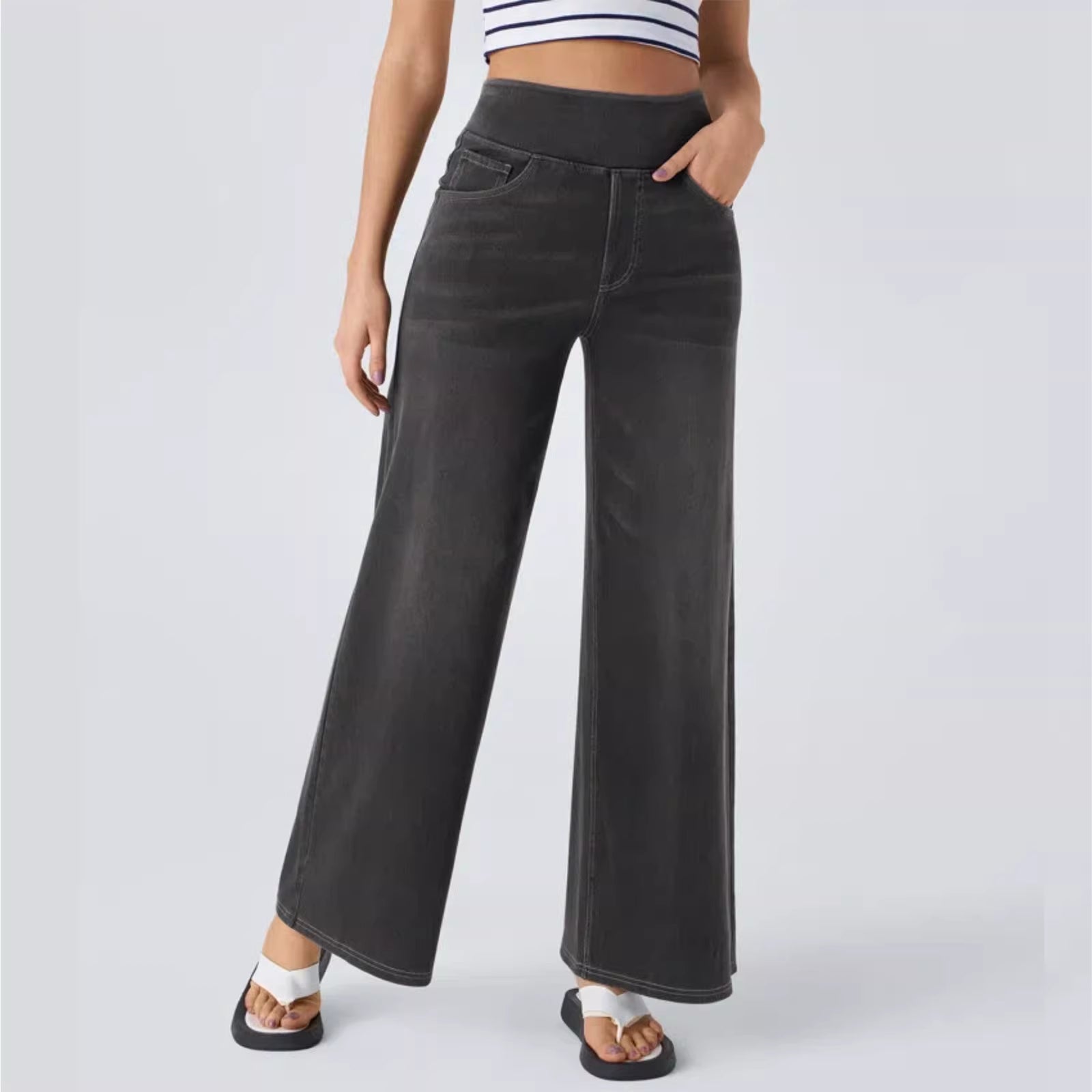 Women's Slim Fit Jeans – Figure-Hugging Trendy Trousers with a Perfect Fit