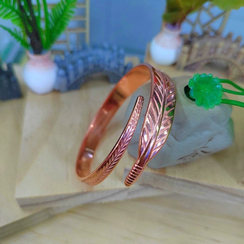 Retro Copper Leaf Pattern Bracelet